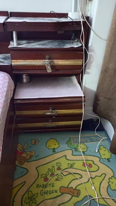 bad with side corner n spring mattress