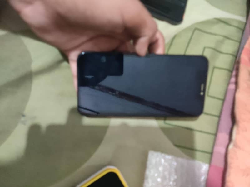 Apple iPhone 11 1