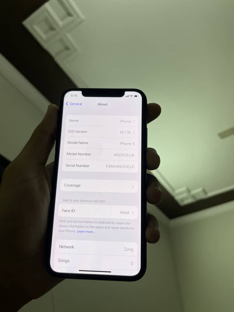 Apple iPhone X 4