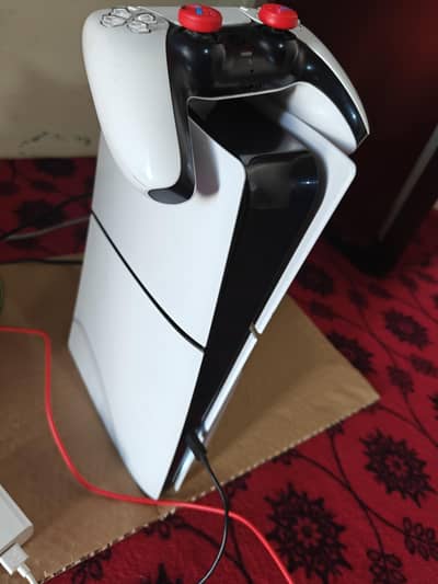 slightly used ps5 slim uk version disck varient 1 tb