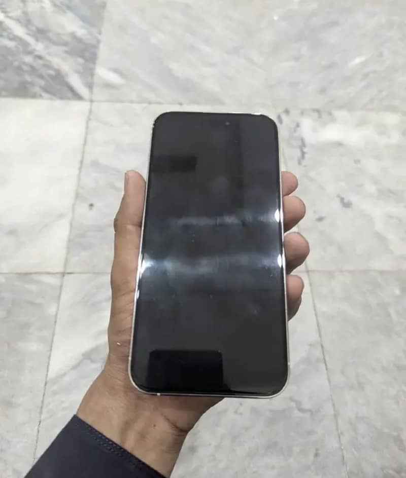 Apple iPhone 14 Pro Max 5