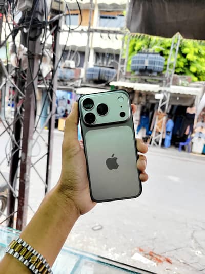 Apple iPhone 14 Pro MDM