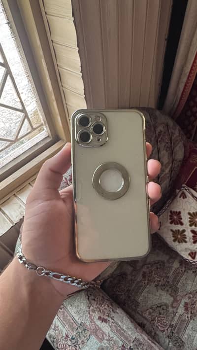 Apple iPhone 11 Pro factory unlock waterpack