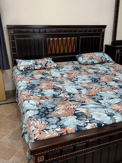 bed, dressing