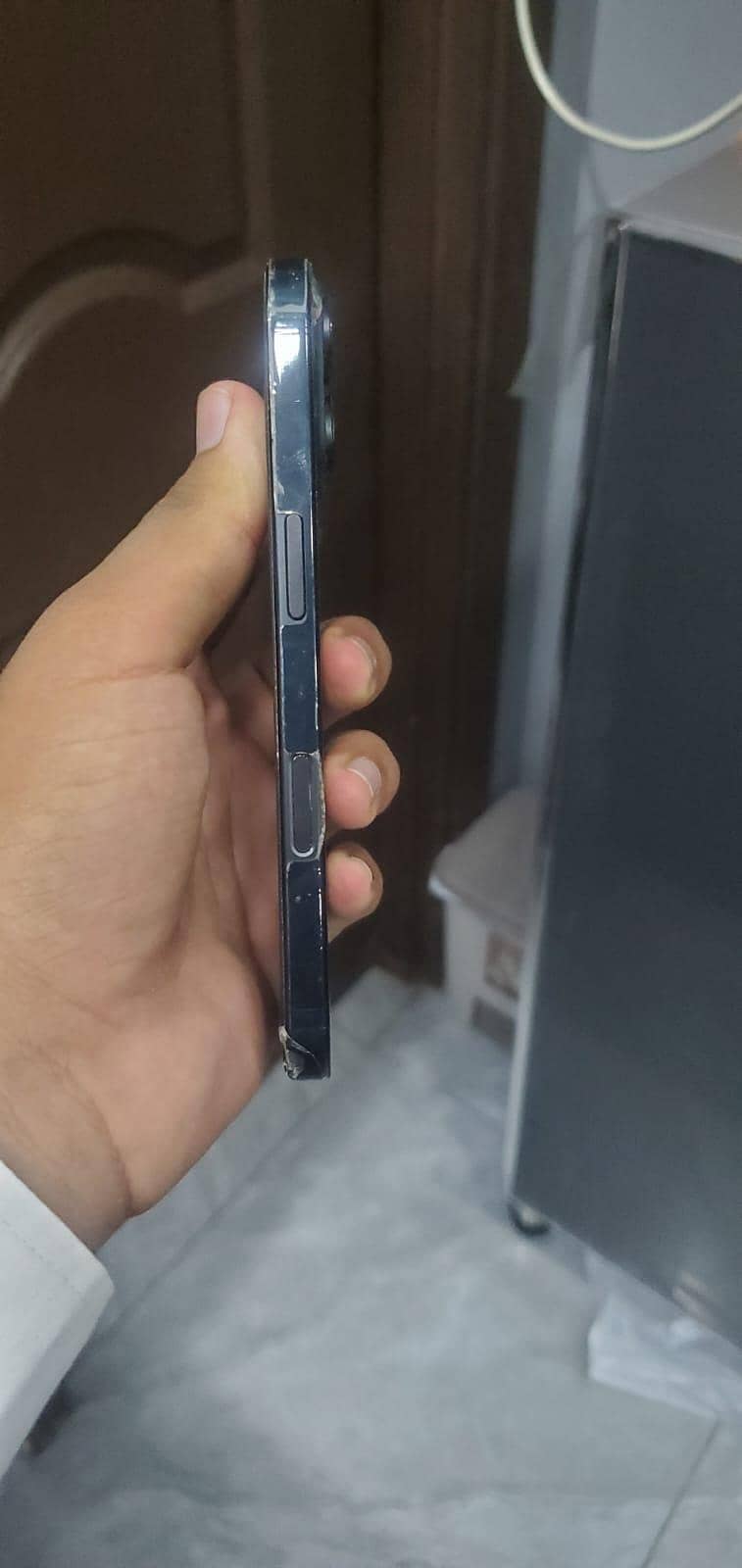 Apple iPhone 16 2
