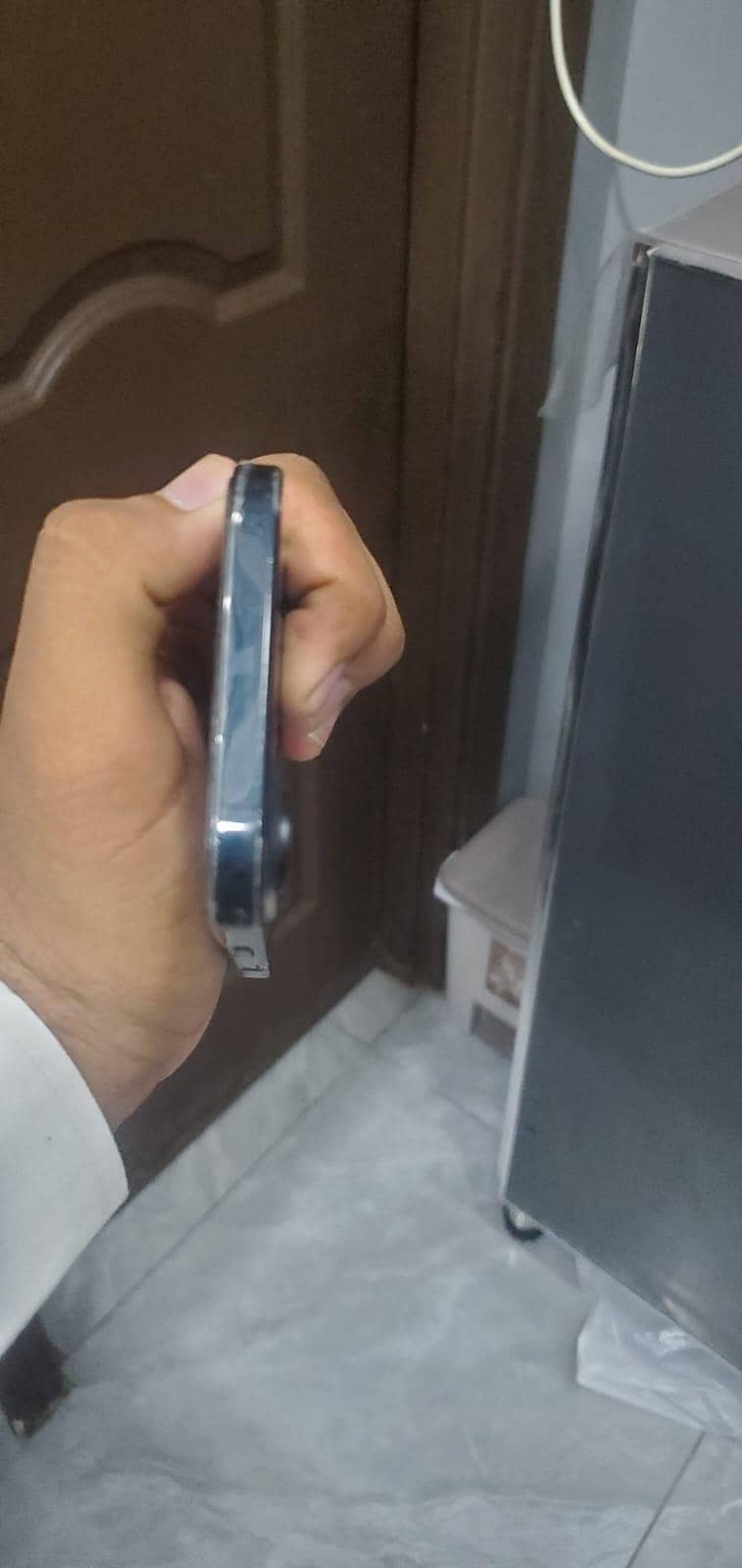 Apple iPhone 16 3