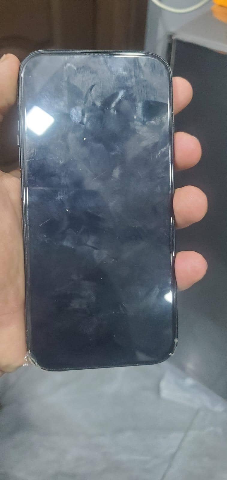 Apple iPhone 16 5