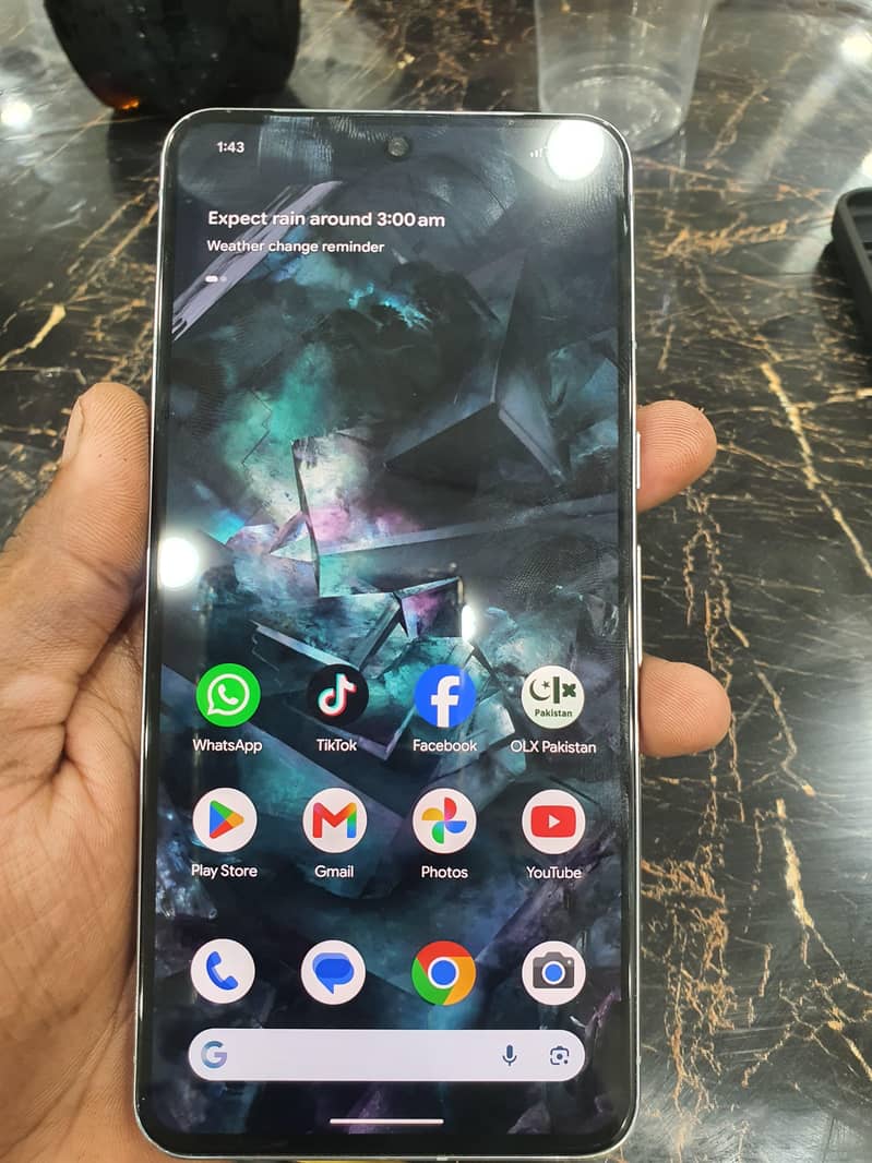 Google Pixel 8 Pro 0