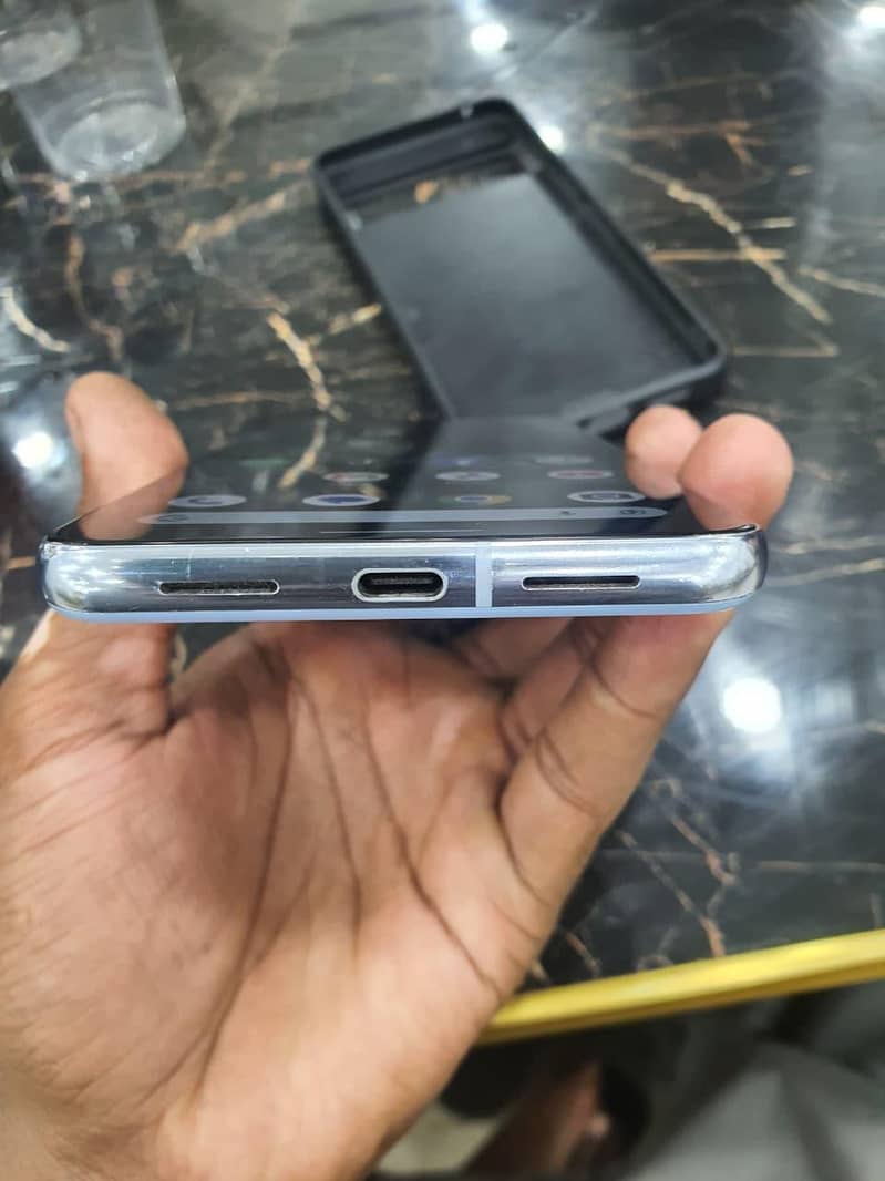 Google Pixel 8 Pro 1
