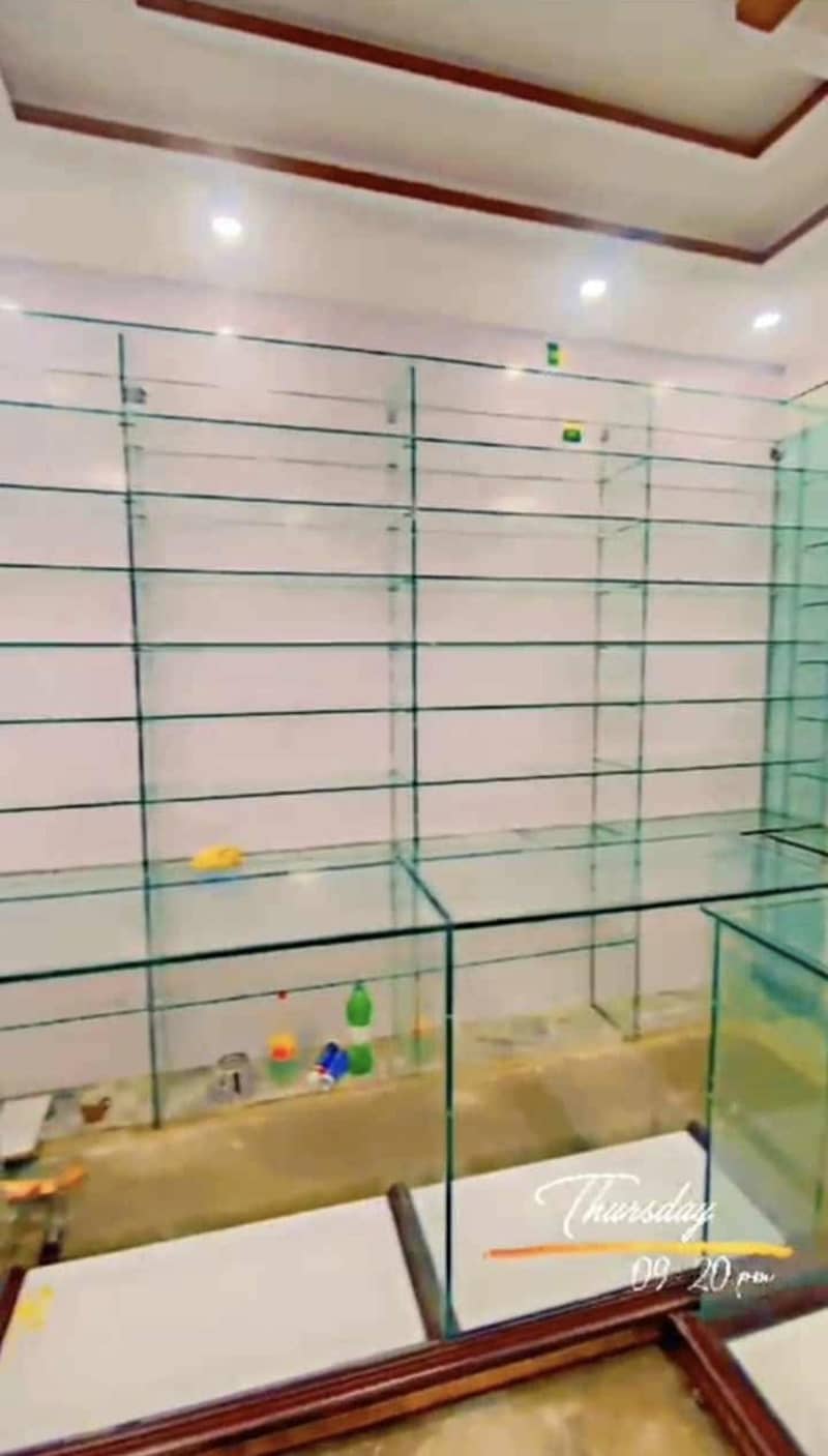 Glass racks & counters 1