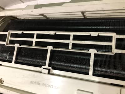 non inverter gree 1.5 ton