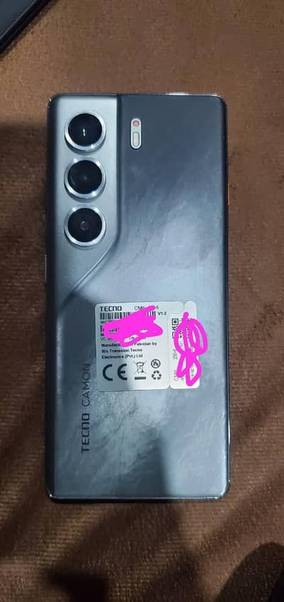 Tecno CAMON 40 Pro