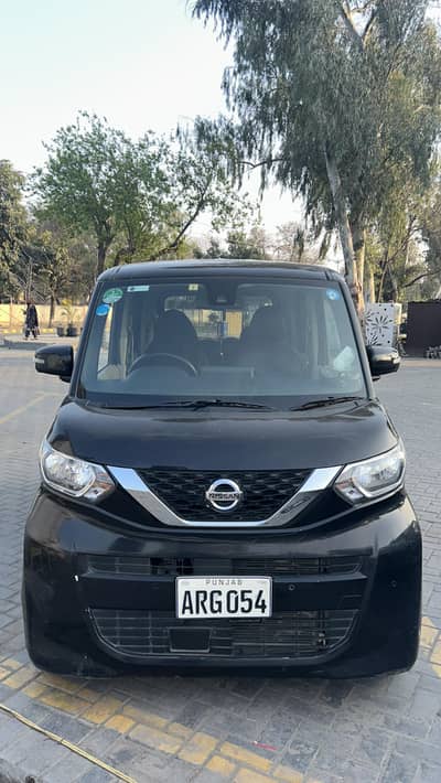 Nissan Roox 2020