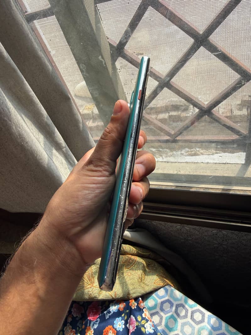 Tecno CAMON 40 Pro 2