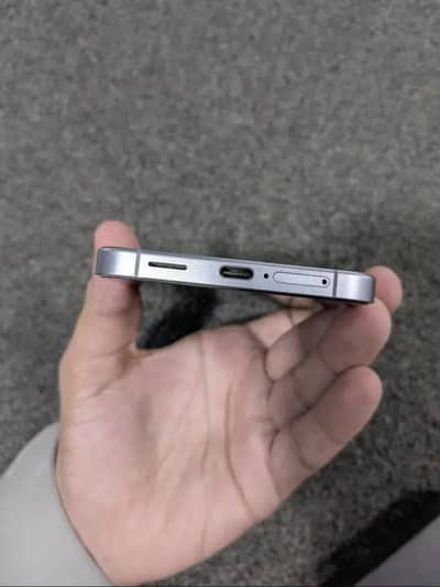 Samsung Mobile S25 FE