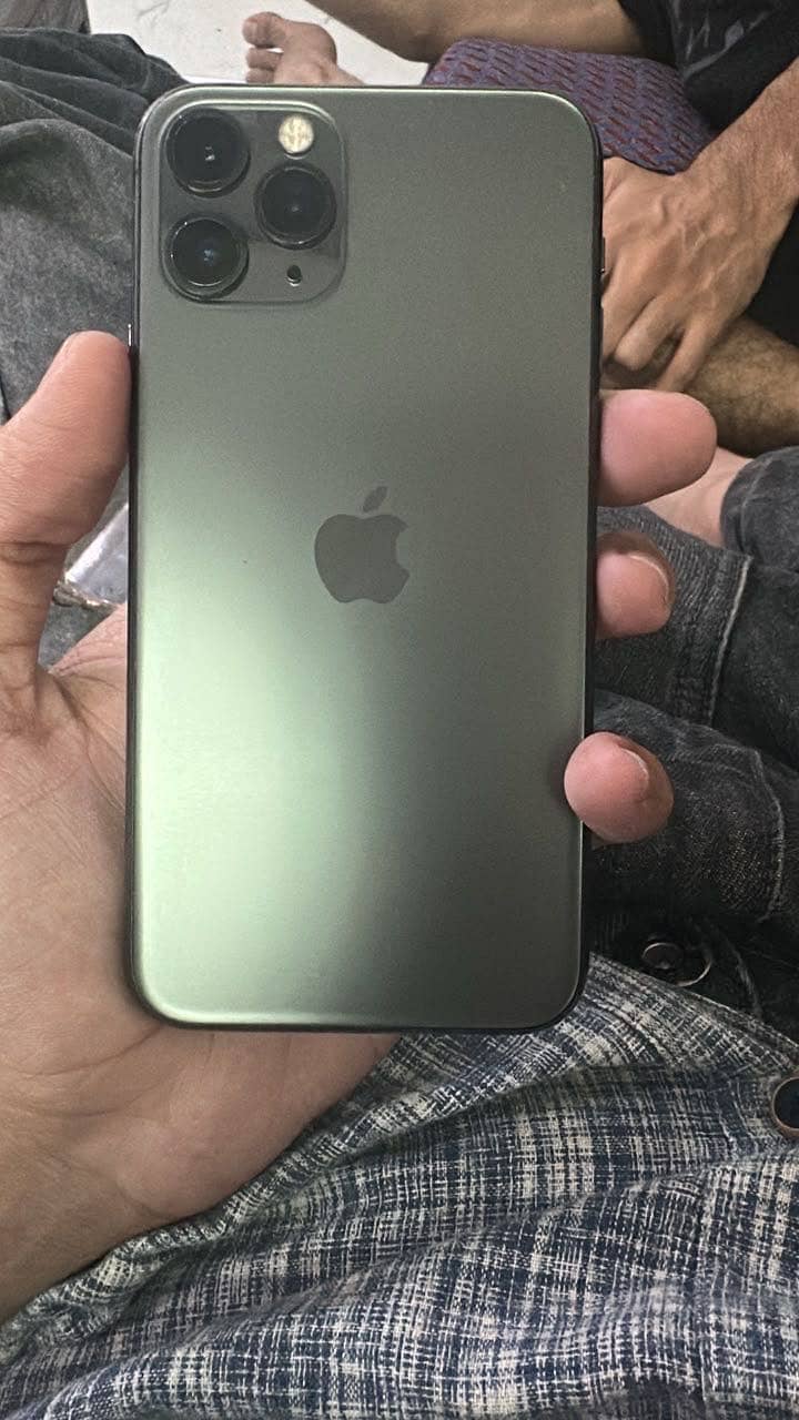 iPhone 11 Pro 0