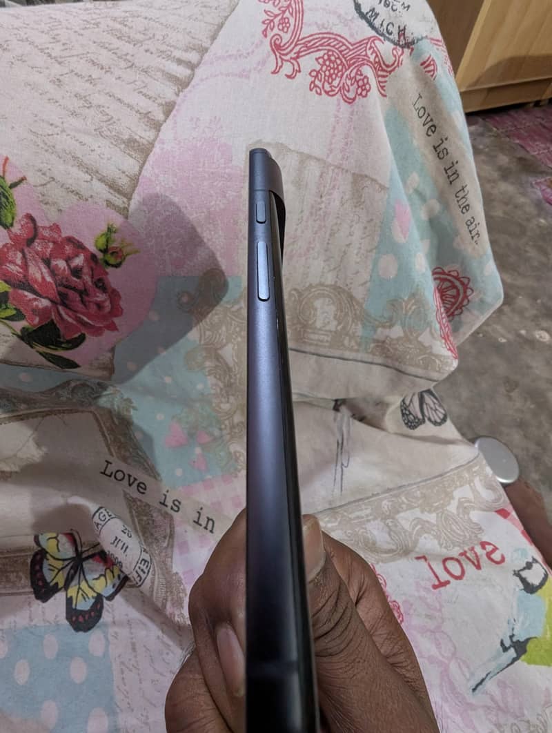 Google Pixel 8. 6