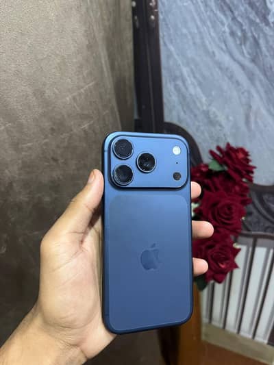Apple iPhone 17 Pro jv