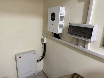 Solar Inverter + battery itel 6kw pro
