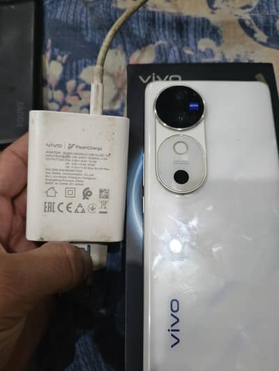 Vivo V40 For sell