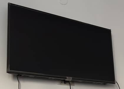 Tcl 40inch smart tv
