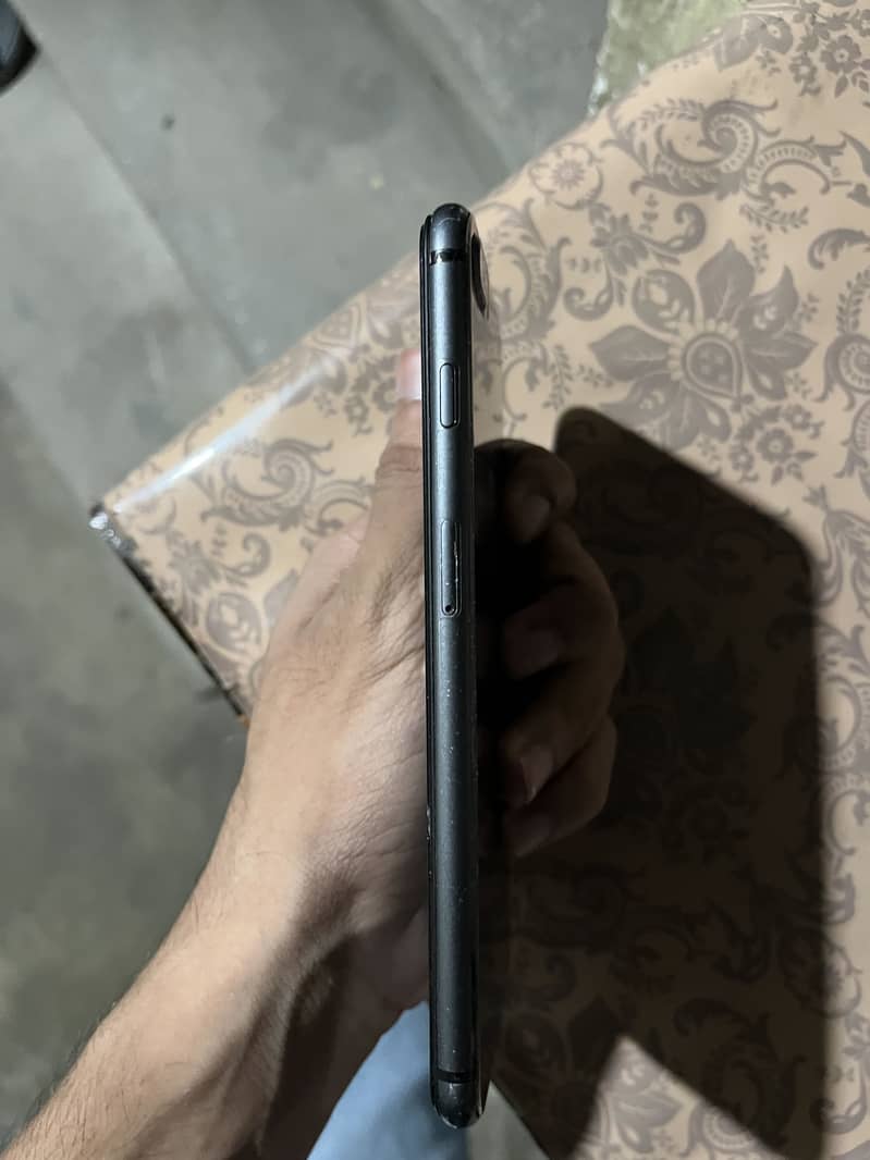 Apple iPhone 8 Plus 7