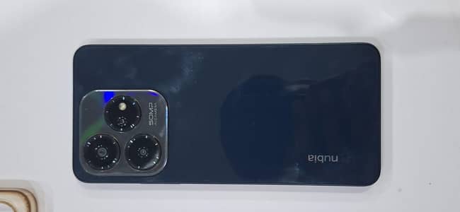 Zte nubia V60 Design 16/256