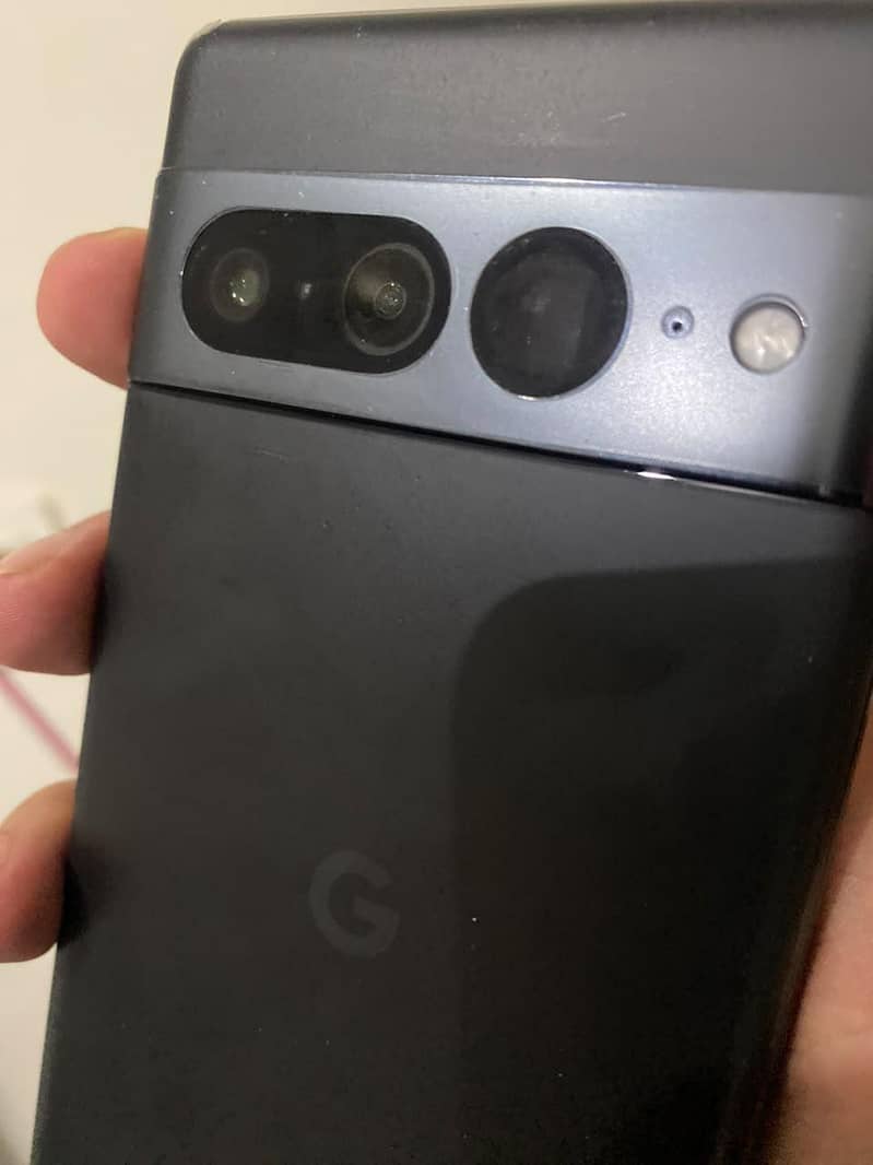Google Pixel 7 Pro 9