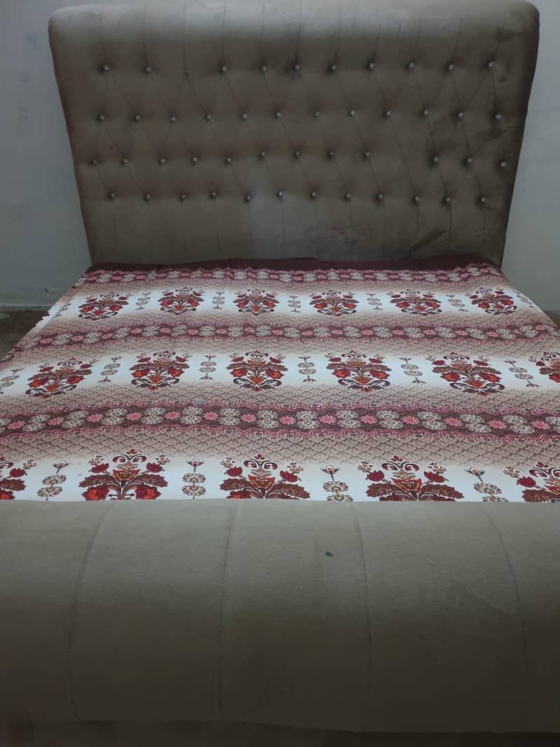 king bed 2