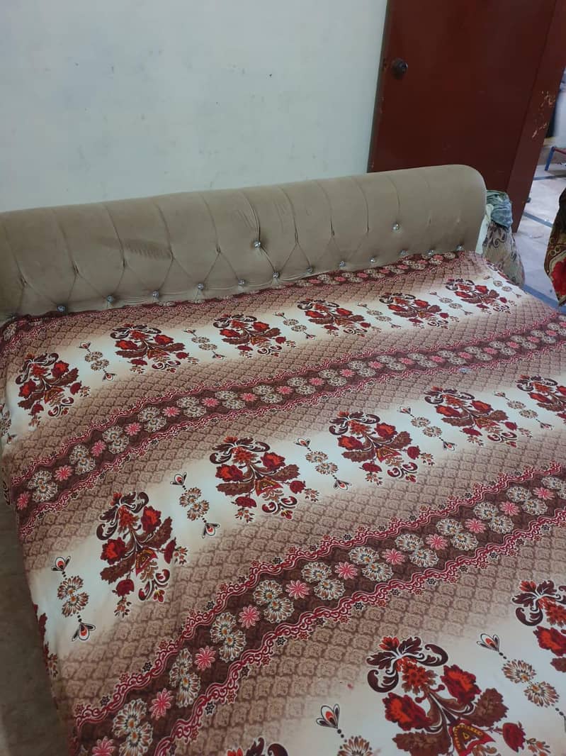 king bed 4