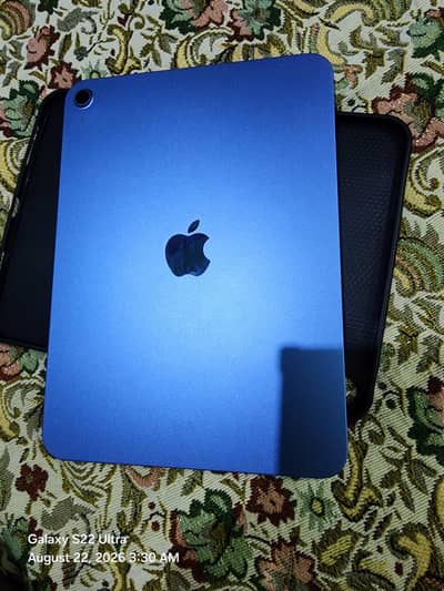 ipad A16 (11 gen) 128 GB with charger