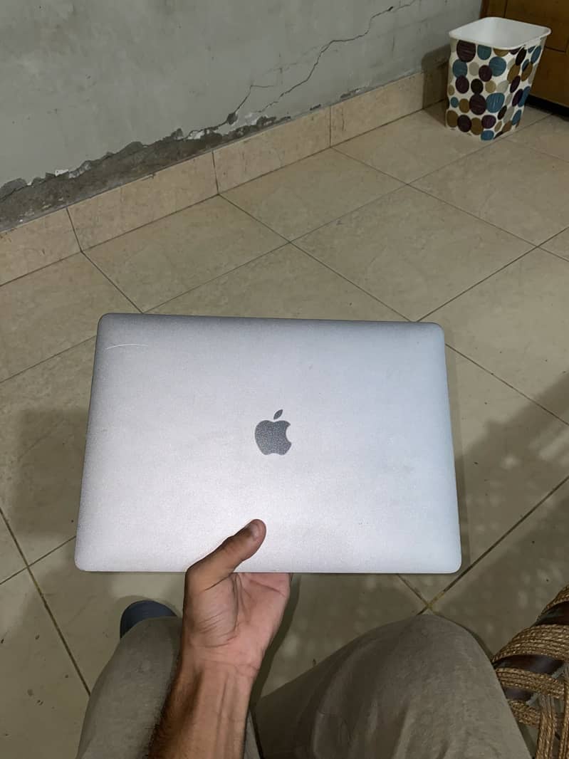 MacBook 2017 pro 0