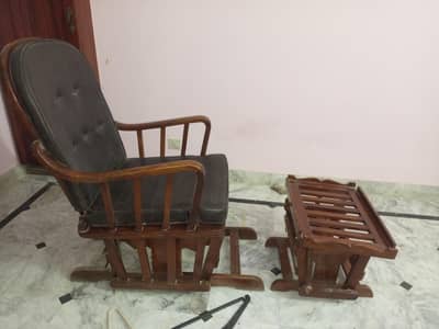 sheesham wood rocking chair with rocking table