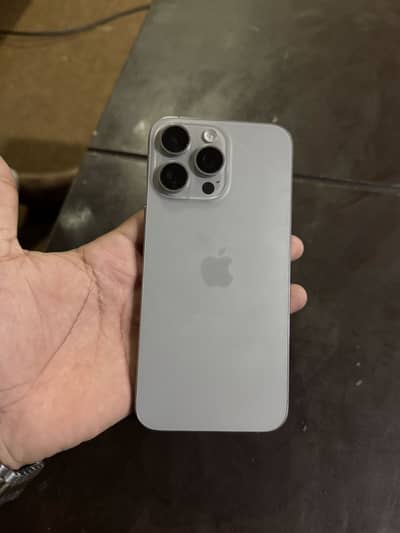 Apple iPhone 15 Pro Max
