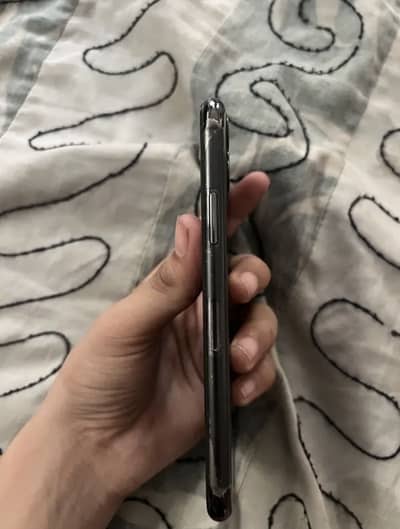Apple iPhone 11 Pro