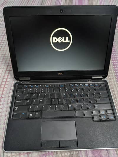 Dell Latitude e7240 i5 8gb 128gb/256gb