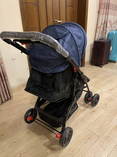 Baby Stroller – Like New Condition