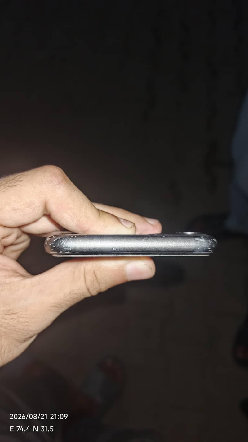 Apple iPhone 11 1