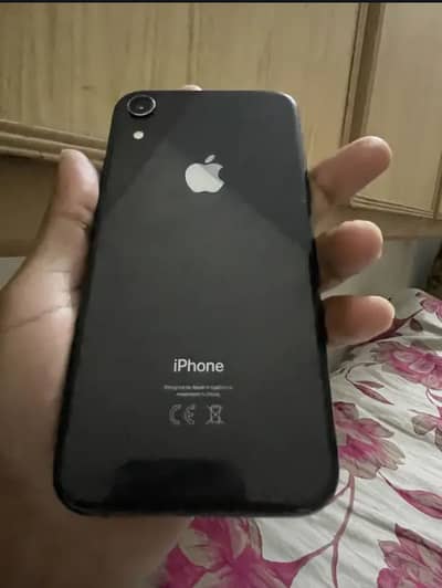 Iphone xR 64 gb pta approved