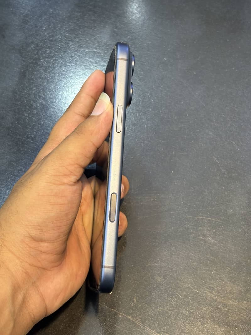 Apple iPhone 17 Pro Max 8
