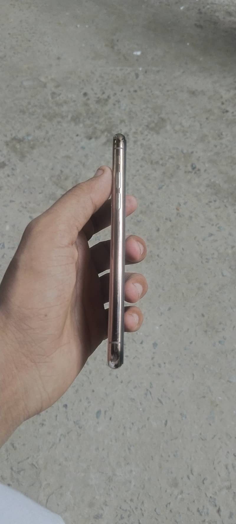Apple iPhone XS 5