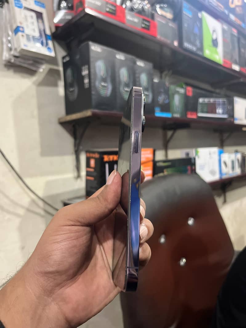 Apple iPhone 14 Pro Max 5
