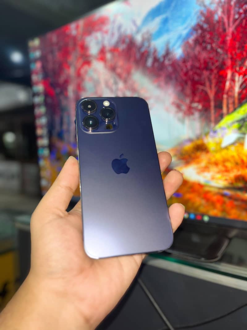 Apple iPhone 14 Pro Max 8