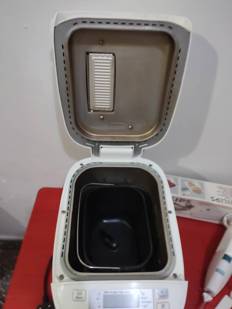 Panasonic  Bread Maker/Dough Maker with Accessories 15