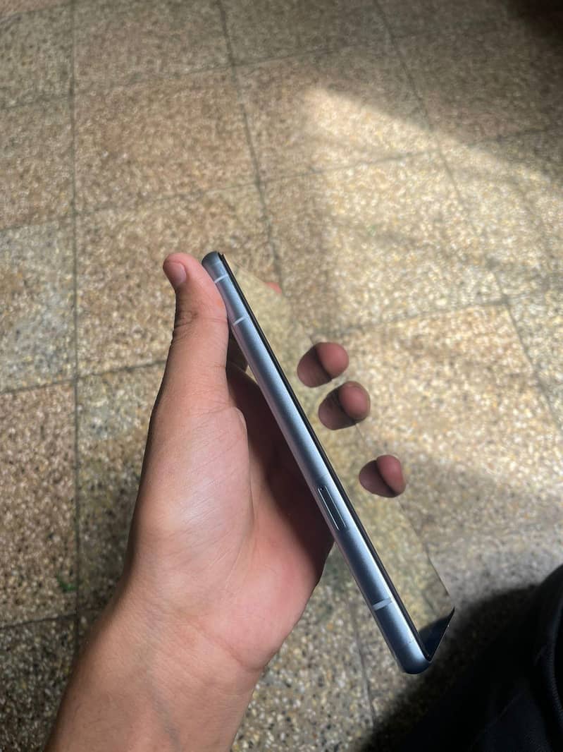 Google Pixel 7a 5
