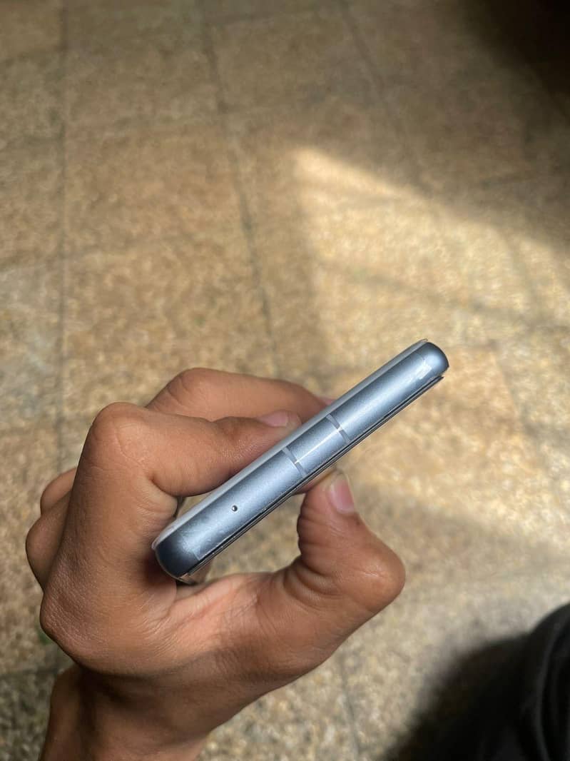 Google Pixel 7a 6