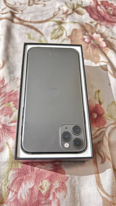 Apple iPhone 11 Pro Max 64 GB Non PTA (FU) with box