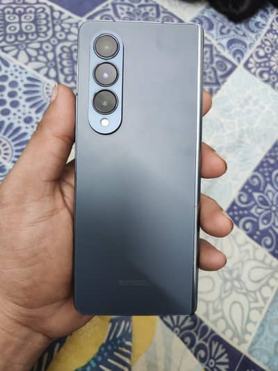 Samsung Mobile Z Fold 4