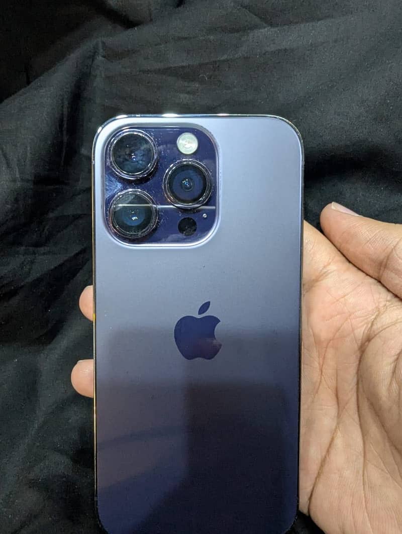 Apple iPhone 14 Pro 2