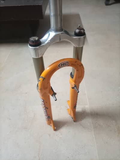 Hydraulic fork